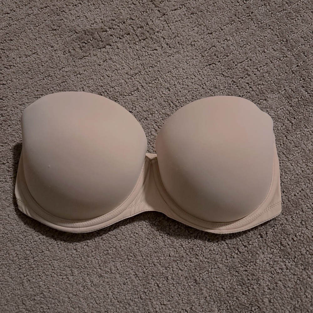 Victoria’s Secret Pink Strapless Bra